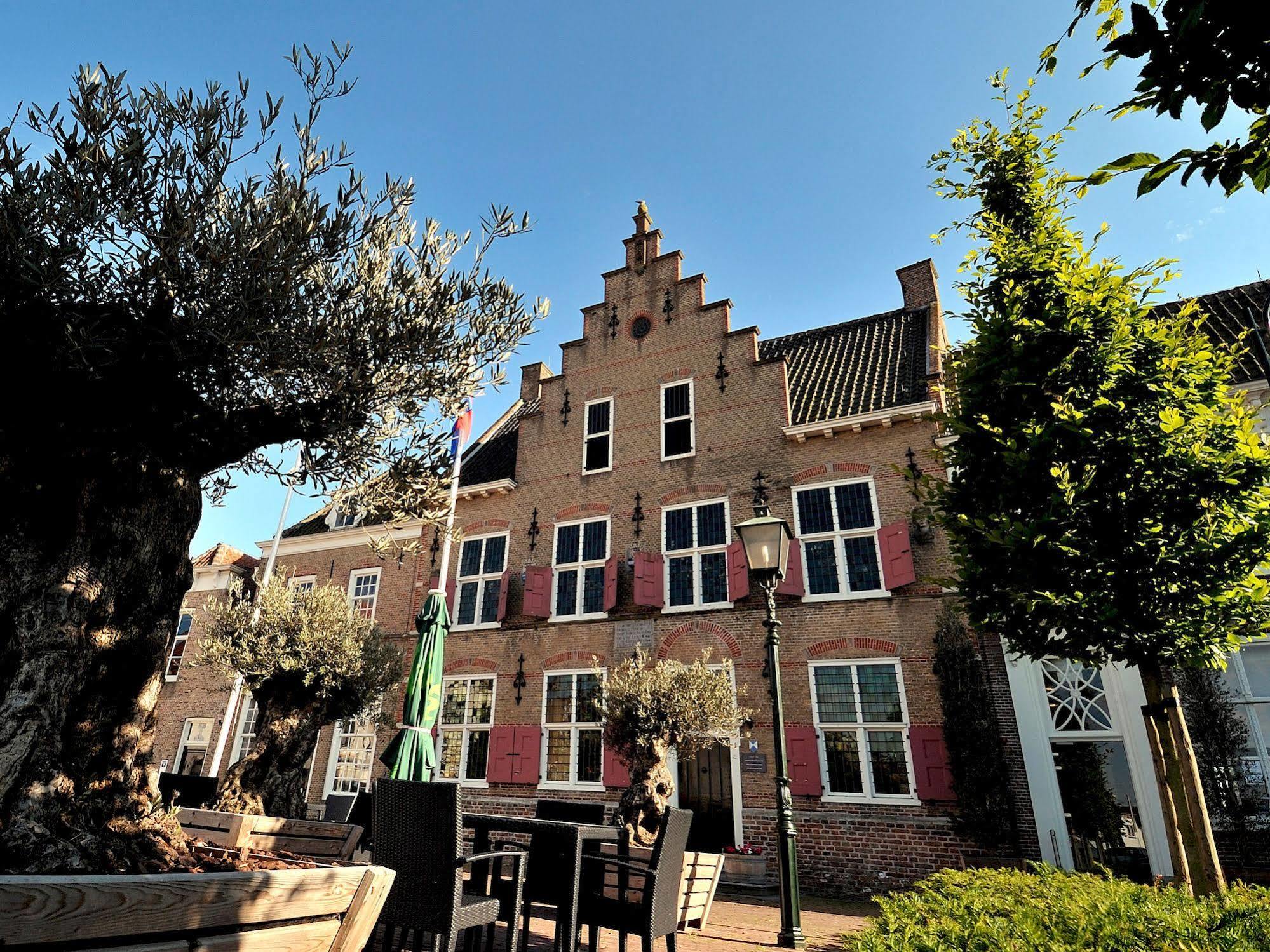 Hotel Het Raedthuys 圣特马坦迪克 外观 照片