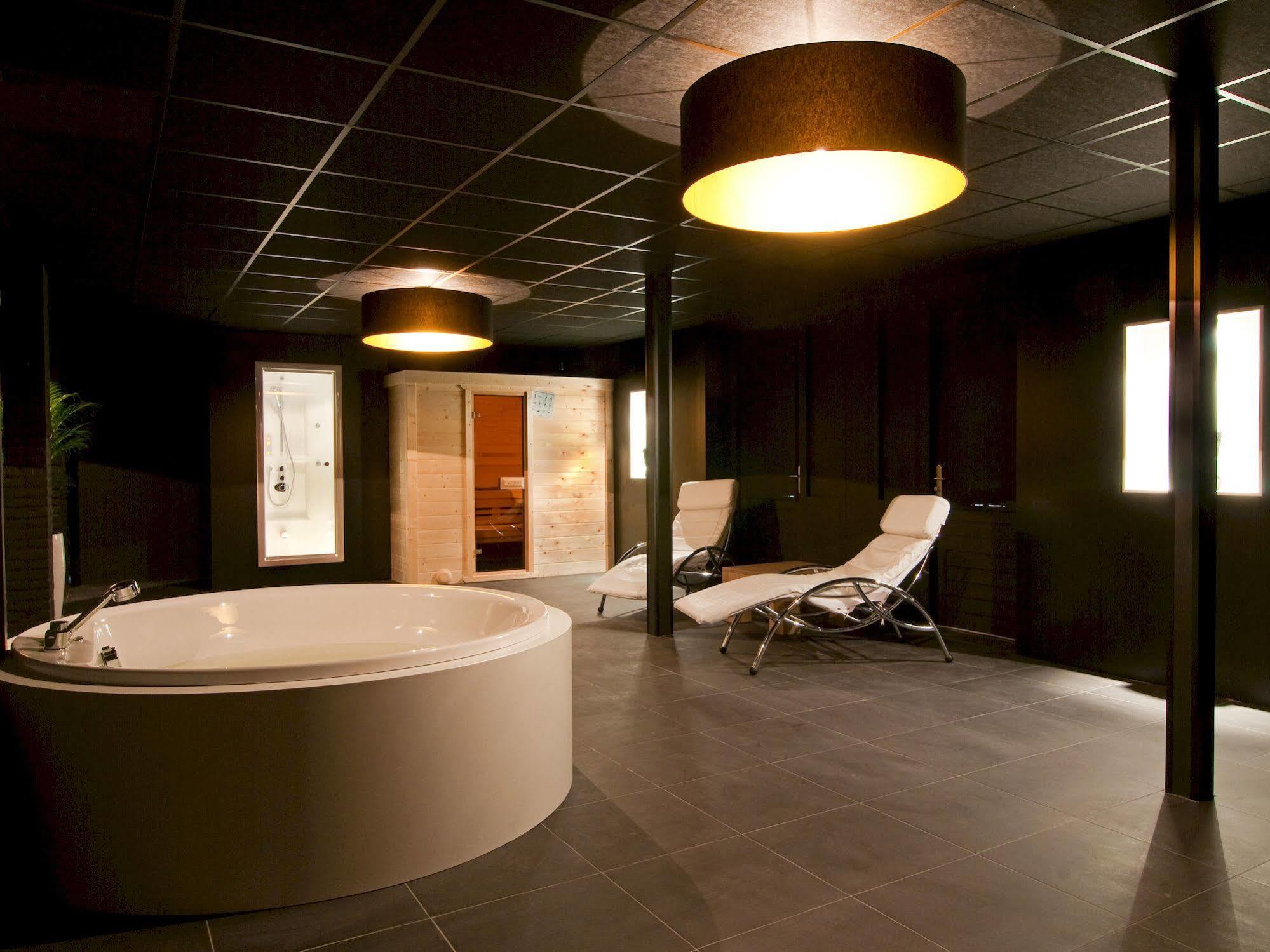 Hotel Het Raedthuys 圣特马坦迪克 外观 照片